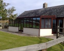 Hardwood-lean-to Hardwood-lean-to